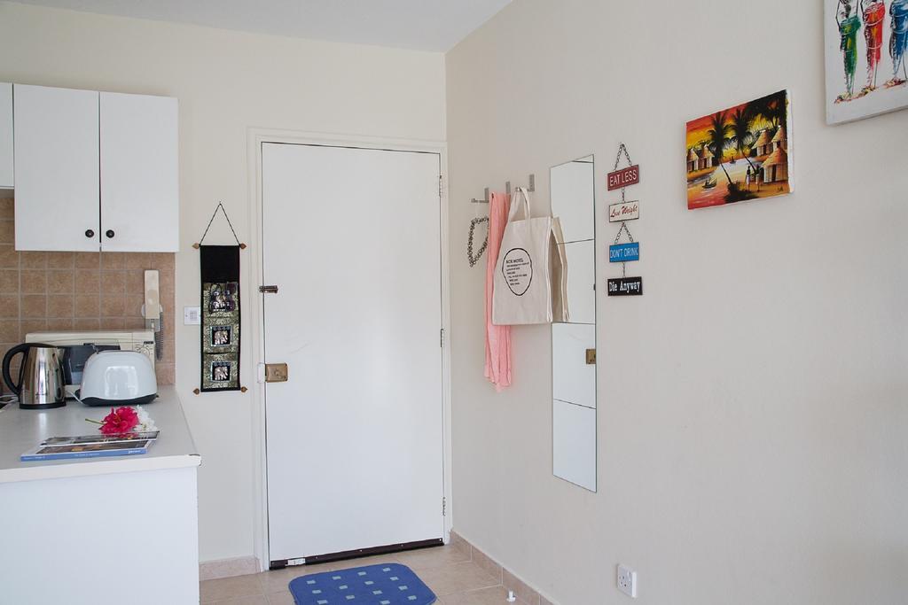 Paphos Love Nest Apartment Номер фото